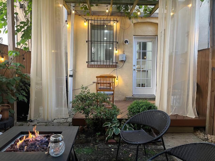 3-Bedroom House With Cute Patio Explore Dc On Foot Washington Ngoại thất bức ảnh