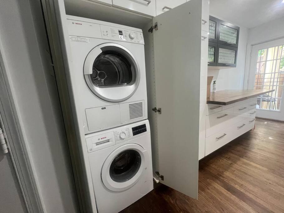 3-Bedroom House With Cute Patio Explore Dc On Foot Washington Ngoại thất bức ảnh